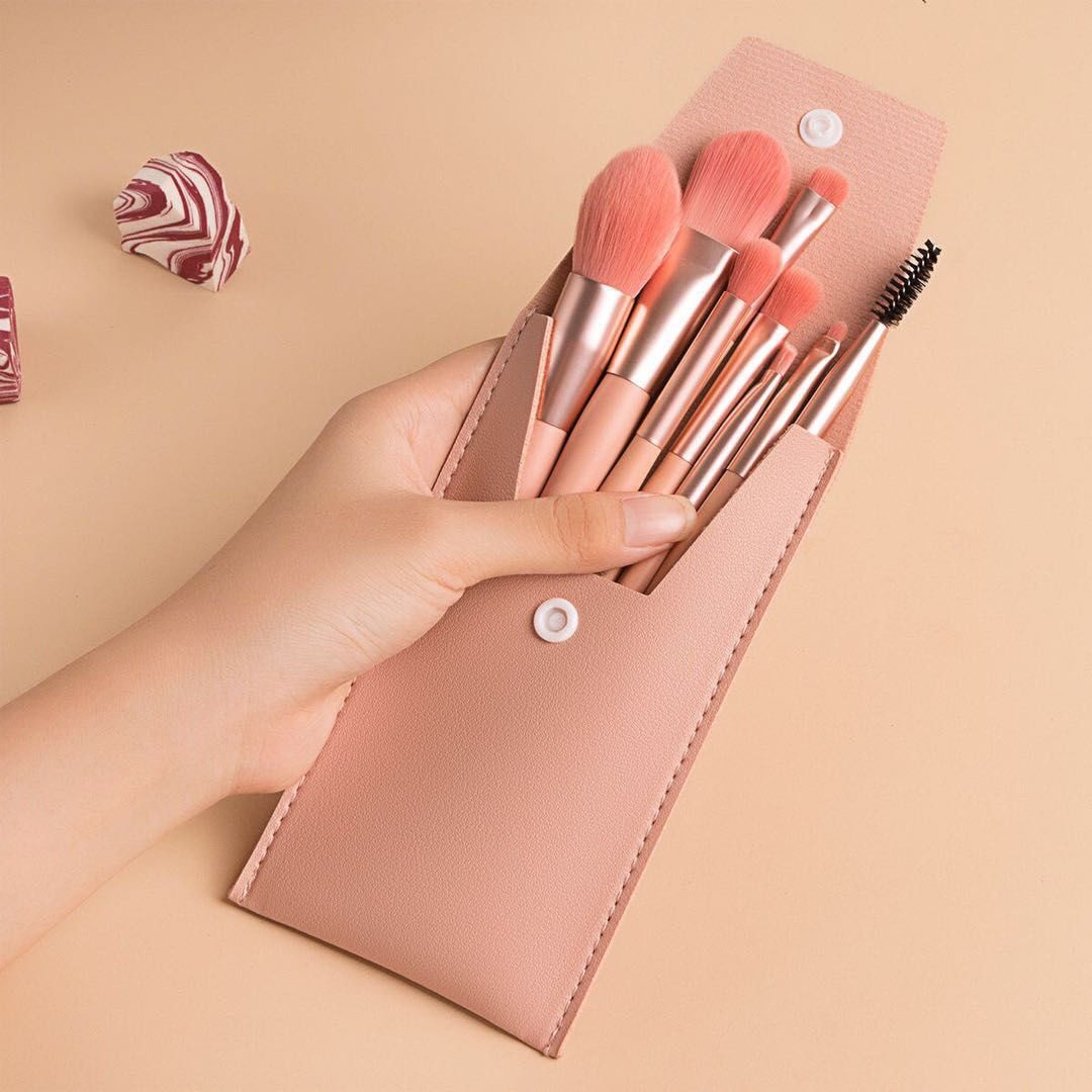 8Pcs Makeup Brush Set – Complete Face & Eye Kit with Storage Case, Foundation, Blending, Eyeshadow & Powder Brushes, Ideal for Beginners