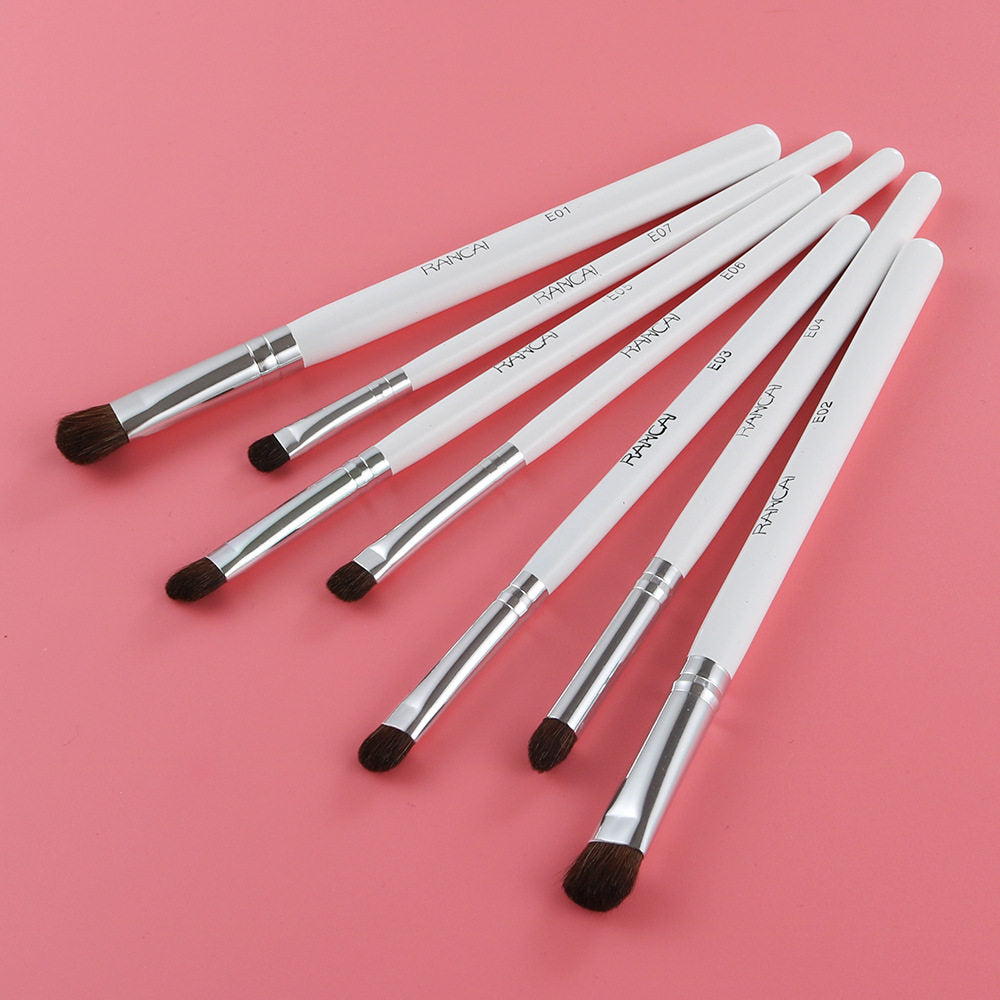 7Pcs Travel Eyeshadow Brush Set – Ponytail Hair Bristles, Complete Eye Makeup Brushes Kit, Portable Beauty Tools, Available in 4 Colors