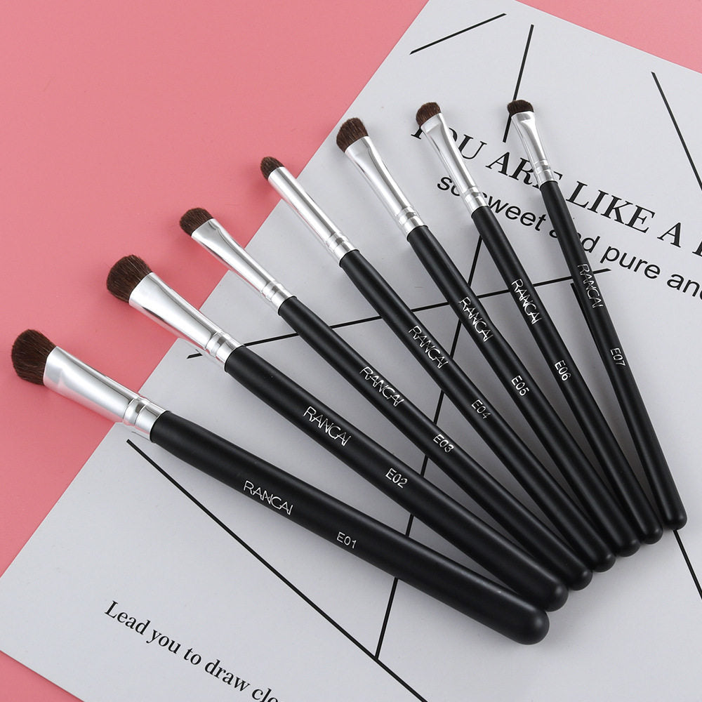 7Pcs Travel Eyeshadow Brush Set – Ponytail Hair Bristles, Complete Eye Makeup Brushes Kit, Portable Beauty Tools, Available in 4 Colors