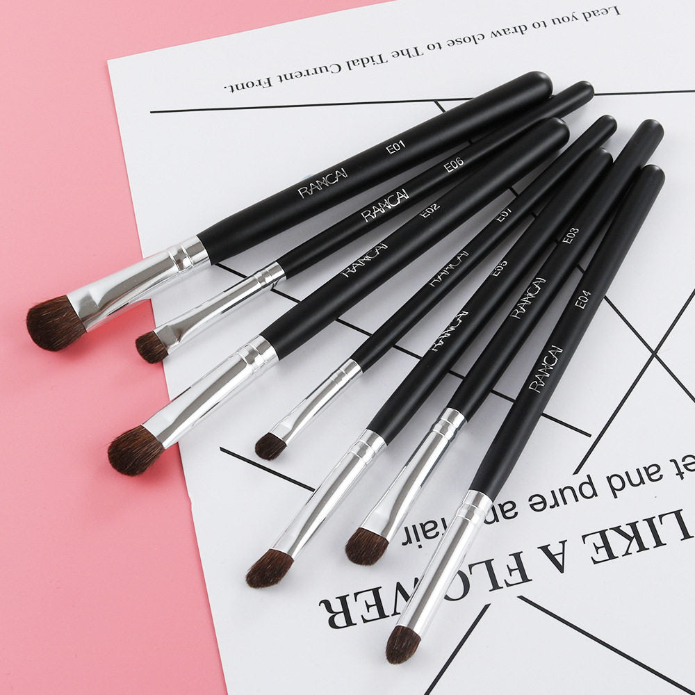 7Pcs Travel Eyeshadow Brush Set – Ponytail Hair Bristles, Complete Eye Makeup Brushes Kit, Portable Beauty Tools, Available in 4 Colors