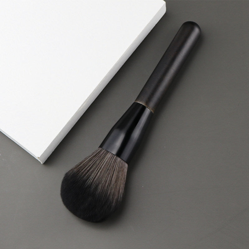 Large Powder Brush – Soft Animal Hair, Multifunctional Loose Powder & Blush Brush, Travel Size, Ideal for Beginners & Professionals, 1pc